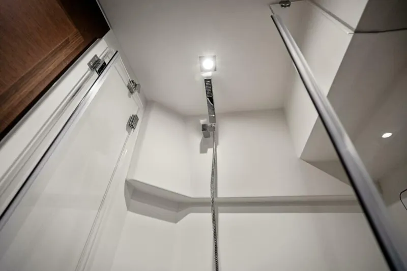 Miss Peggy Yacht Photos Pics 2024 46 Prestige Flybridge -Master Stateroom Head