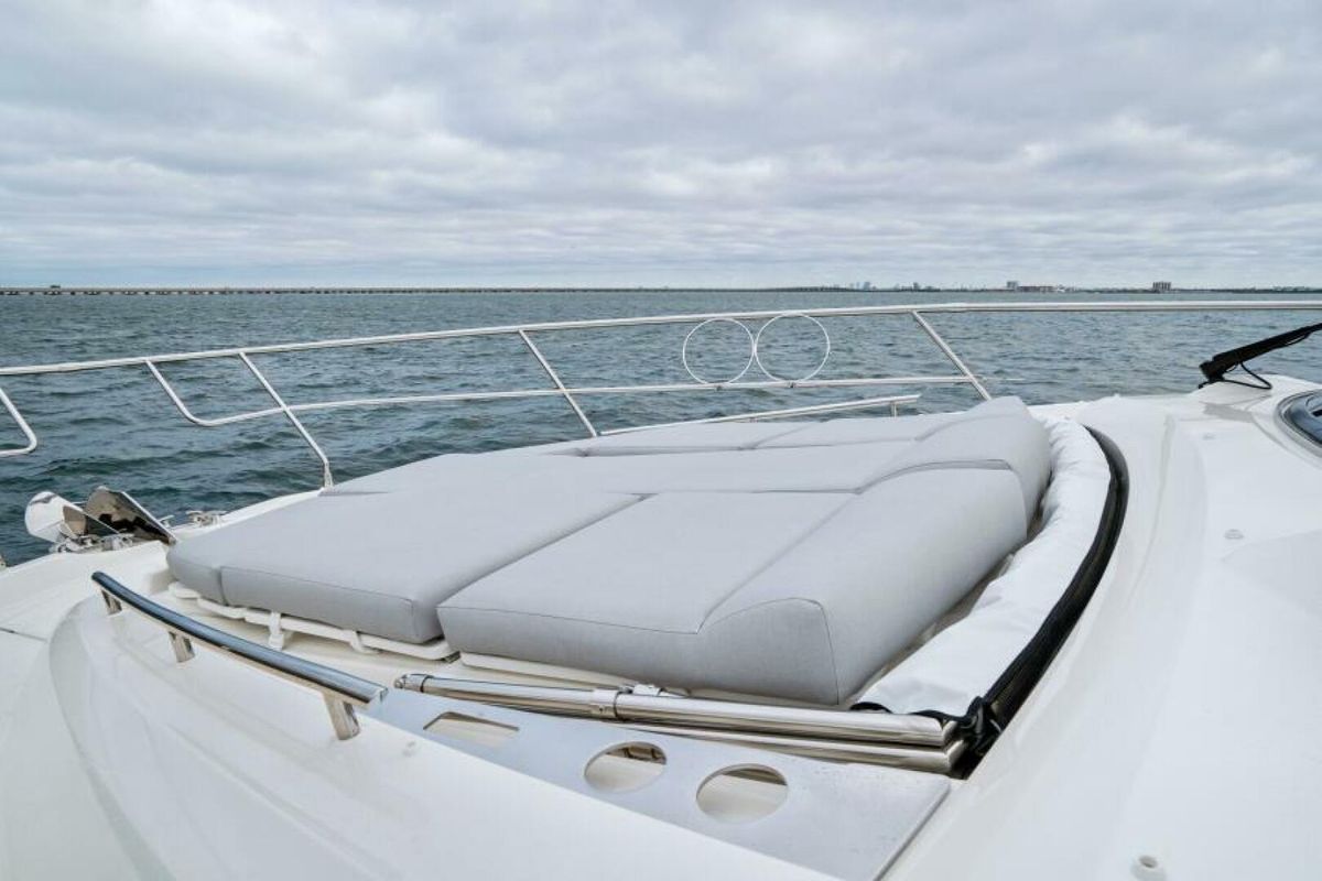2024 Prestige 46 