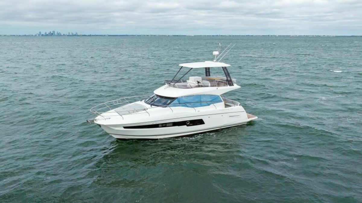2024 Prestige 46 
