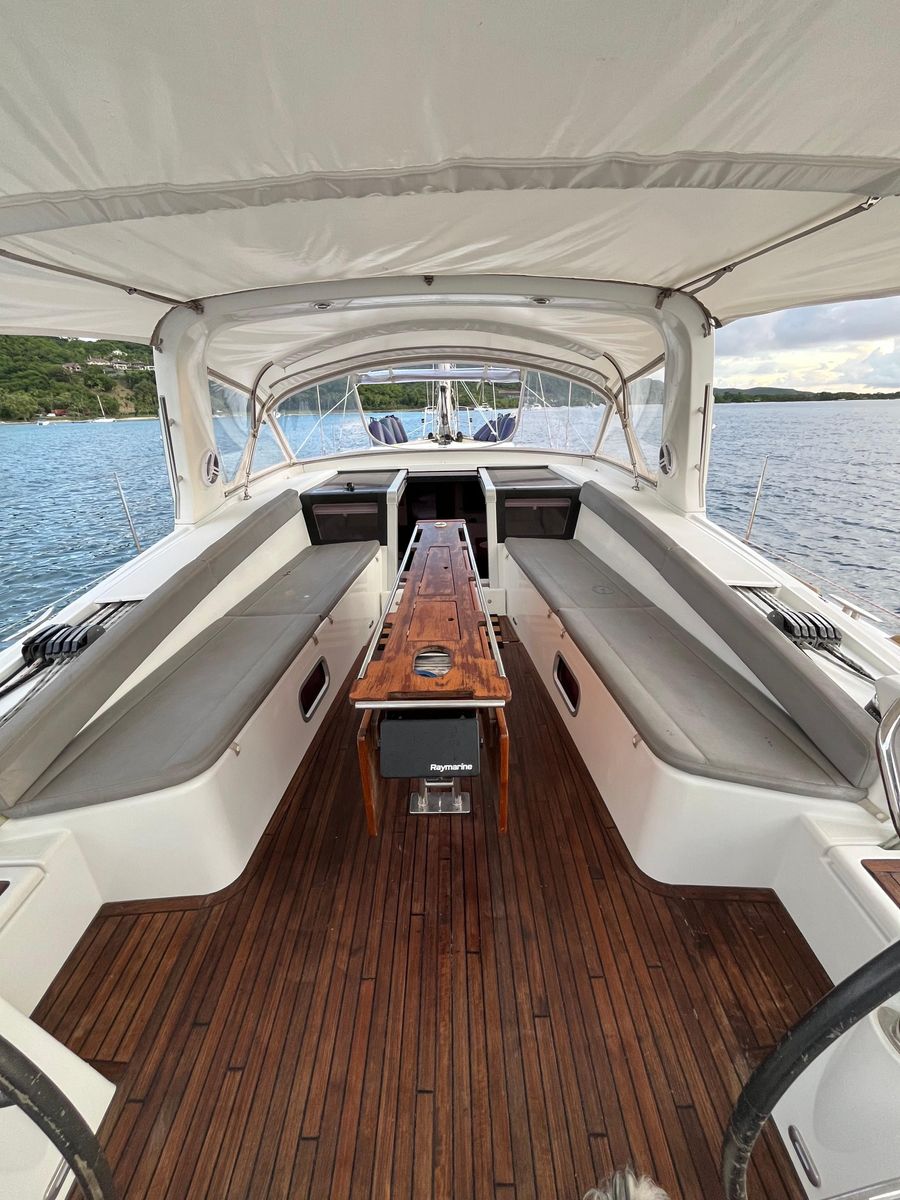 2011 Beneteau 59 