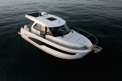 Beneteau Antares 9 OB