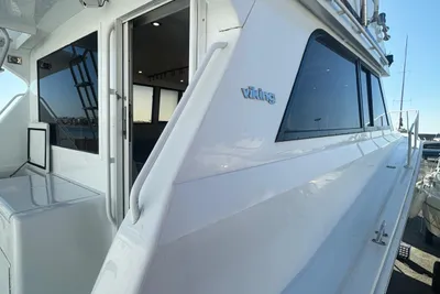 1994 Viking 43 Convertible