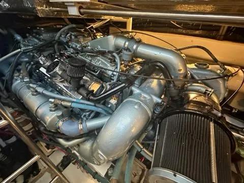 Mirabella Yacht Photos Pics Engine room of 1996 Tiara Yachts 43 Open, showcasing detailed mechanical components.