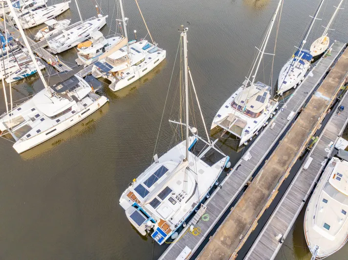 Sealife Yacht Photos Pics 