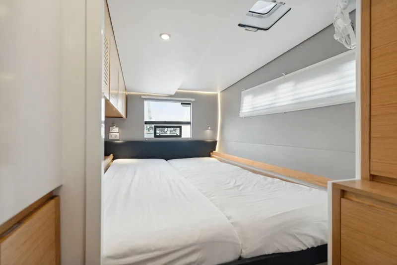 Sealife Yacht Photos Pics 