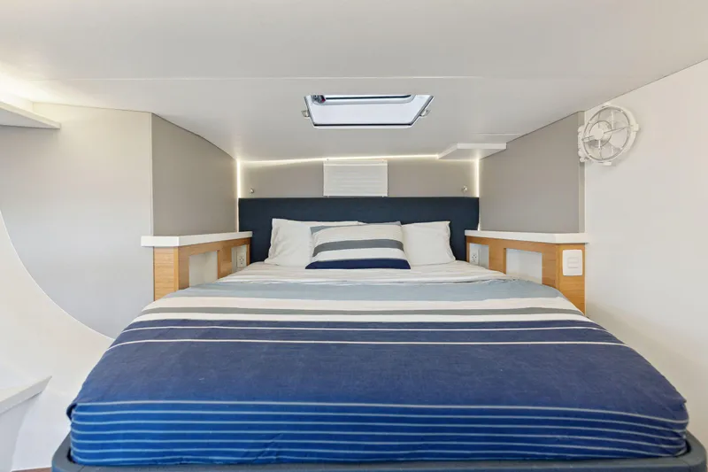 Sealife Yacht Photos Pics 