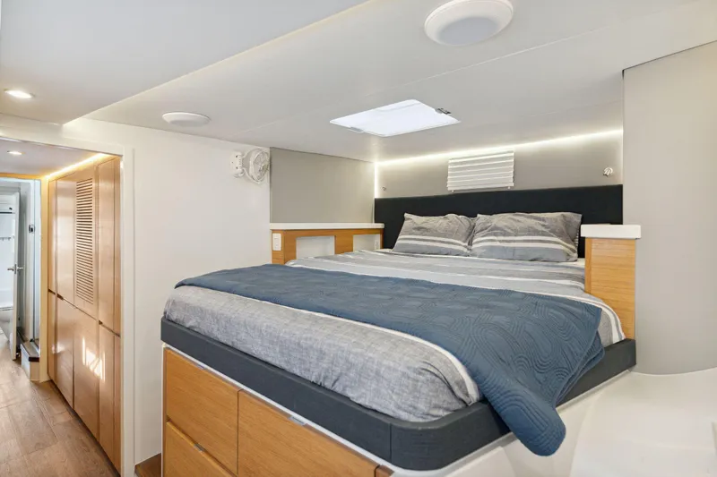 Sealife Yacht Photos Pics 