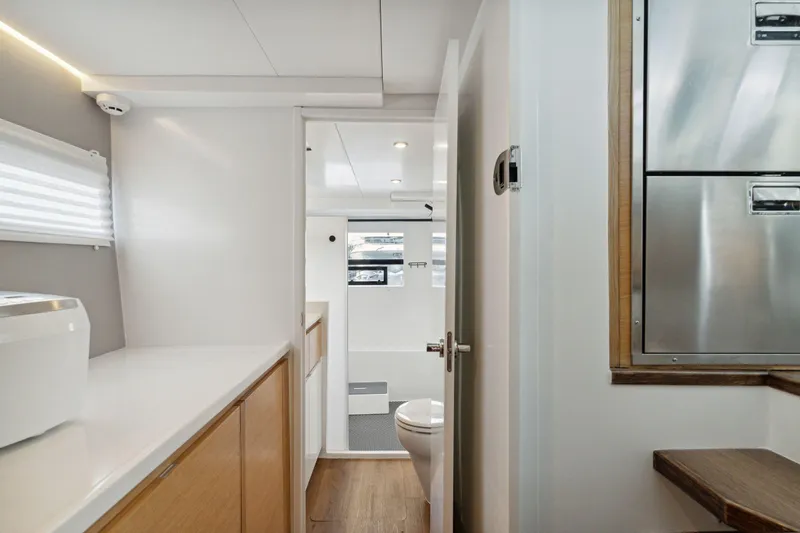 Sealife Yacht Photos Pics 