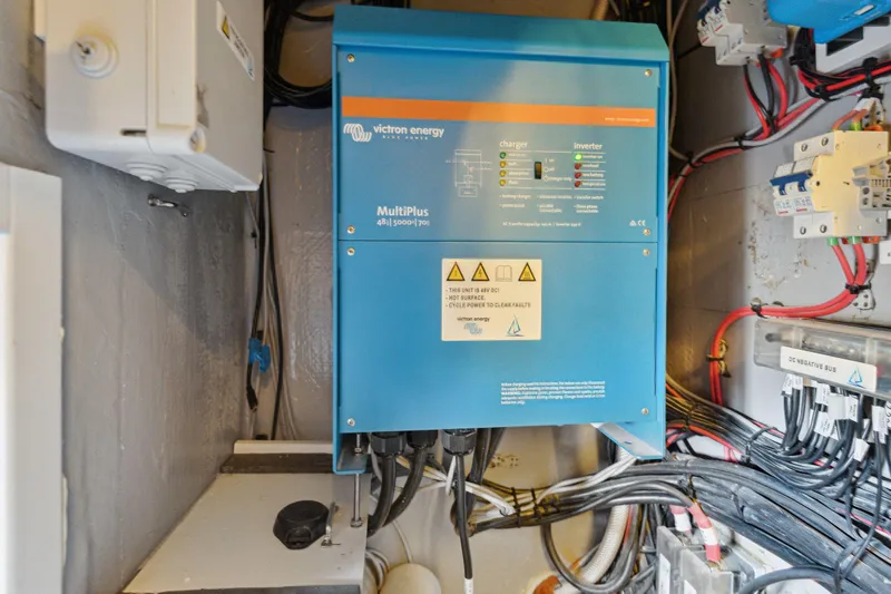 Sealife Yacht Photos Pics 