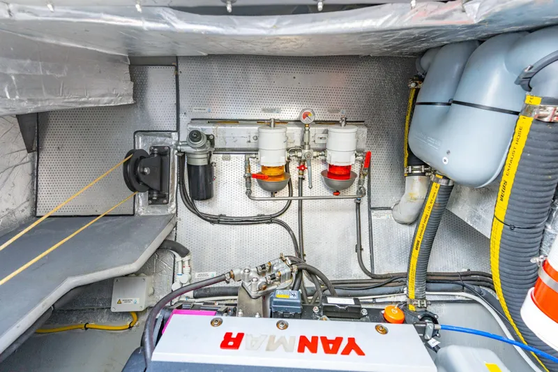 Sealife Yacht Photos Pics 