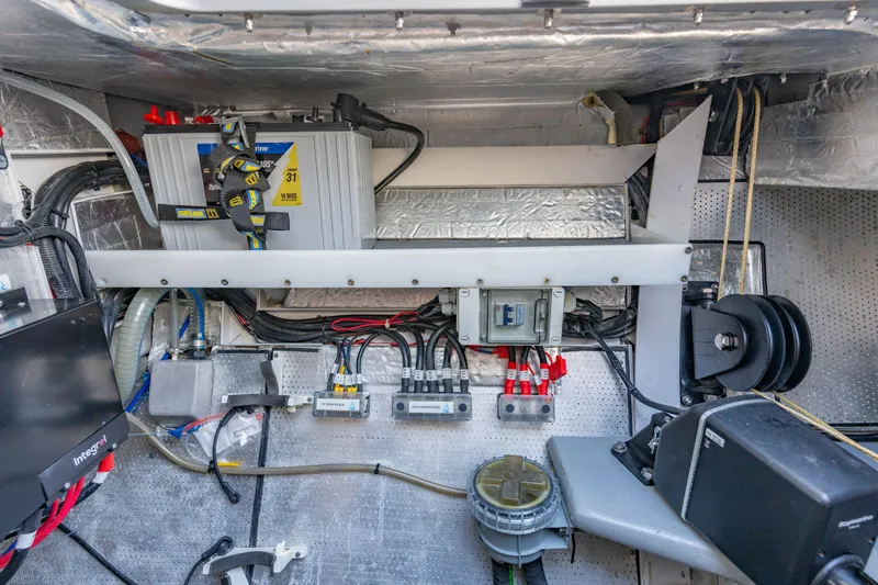 Sealife Yacht Photos Pics 