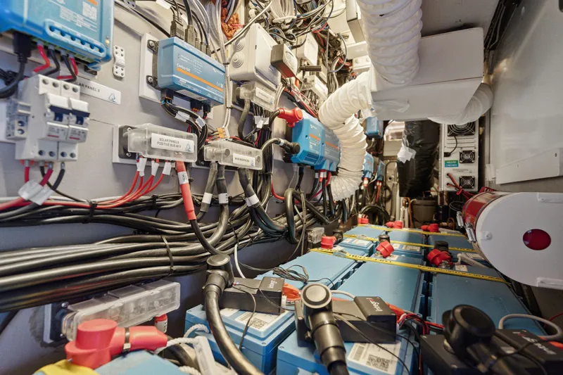 Sealife Yacht Photos Pics 