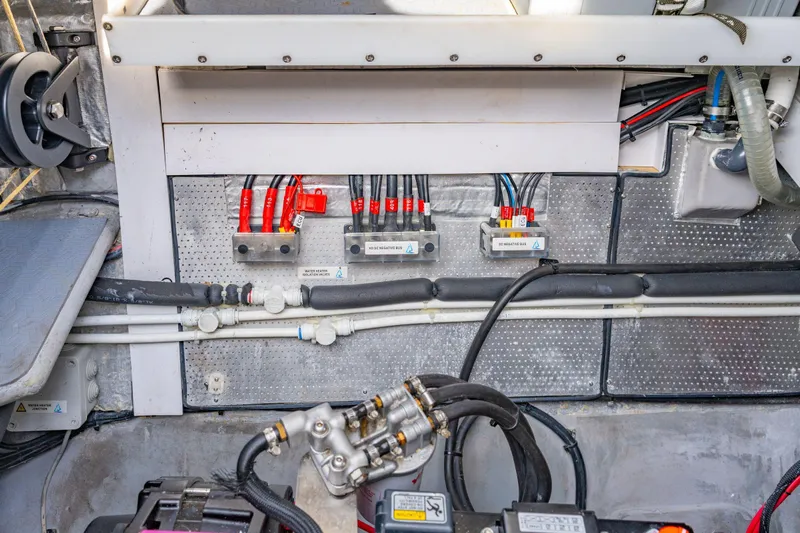 Sealife Yacht Photos Pics 