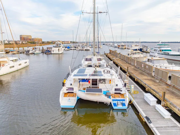 Sealife Yacht Photos Pics 