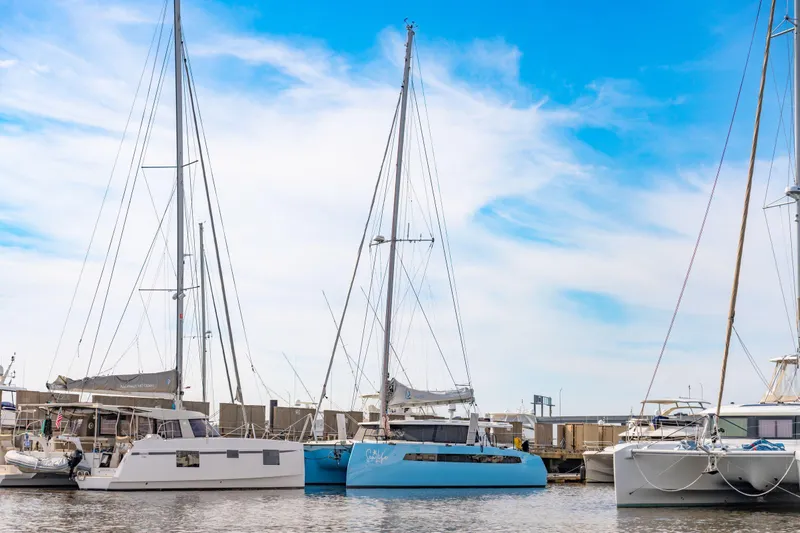 Sealife Yacht Photos Pics 