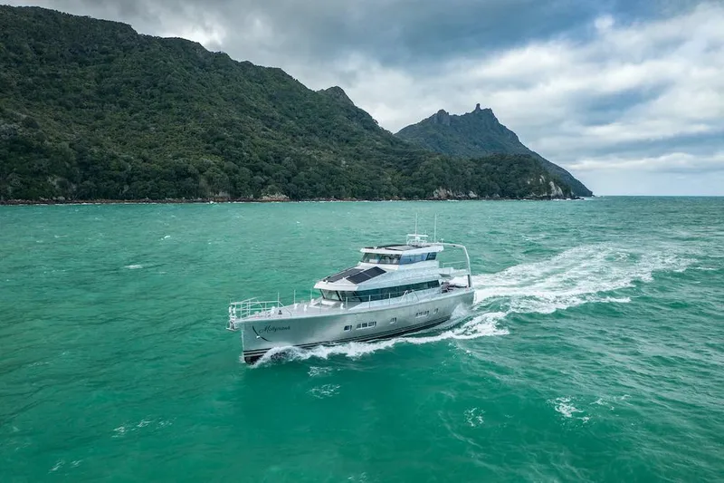 Mollymawk Yacht Photos Pics Circa Marine 24M