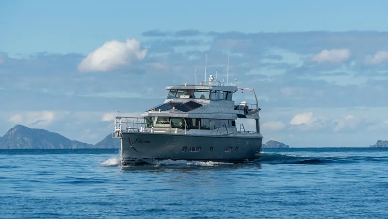 Mollymawk Yacht Photos Pics Circa Marine 24M