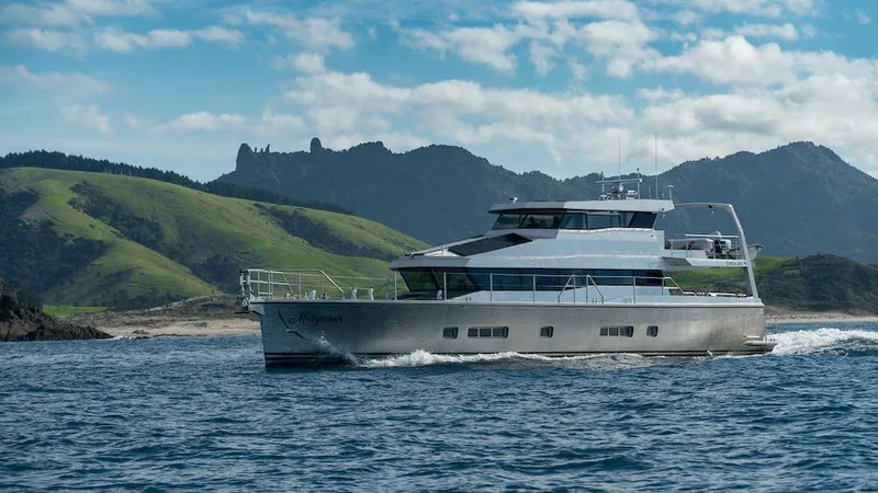 Mollymawk Yacht Photos Pics Circa Marine 24M