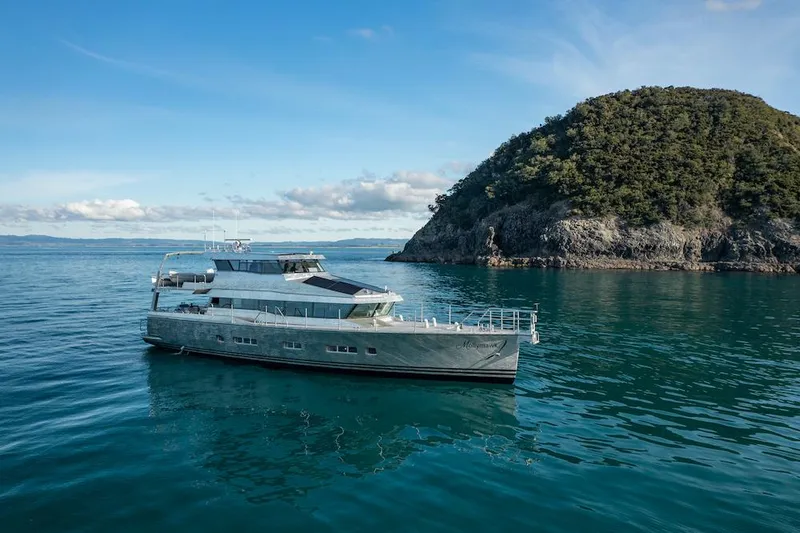 Mollymawk Yacht Photos Pics Circa Marine 24M