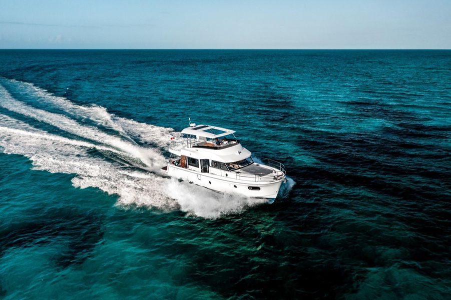 2024 Beneteau Swift Trawler 48