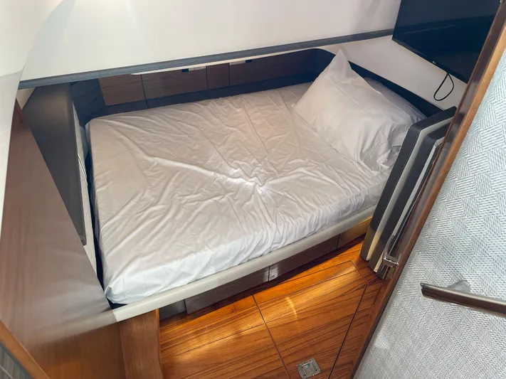  Yacht Photos Pics 2020 Tiara Yachts 38 LS cabin with bed and TV.