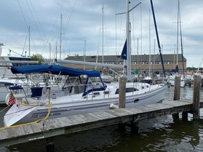 Catalina 385