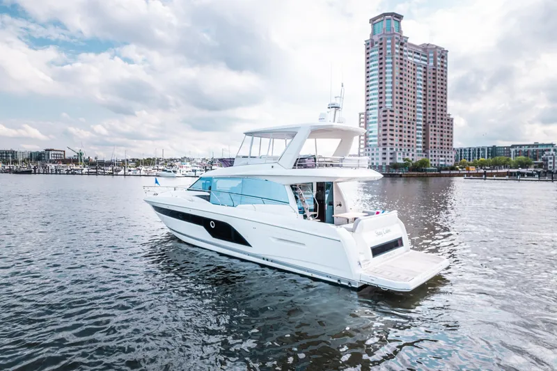  Yacht Photos Pics 2020 Prestige Yachts 590 Fly