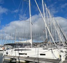 2021 Beneteau Oceanis 40.1