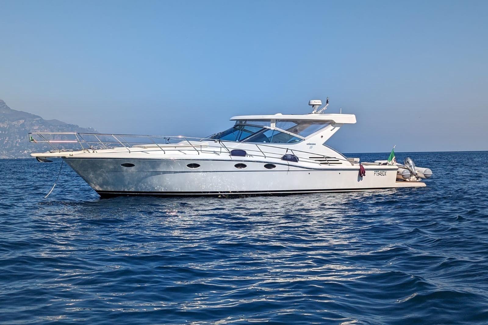 2007 Uniesse 48 Open