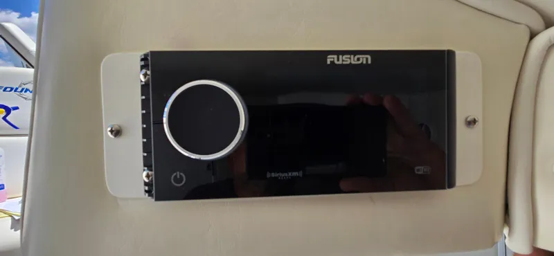  Yacht Photos Pics Fusion audio system on 2007 Fountain 42 Executioner boat dashboard.