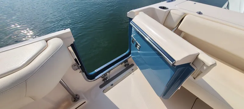  Yacht Photos Pics 2021 GRADY-WHITE 335 FREEDOM - Image 29