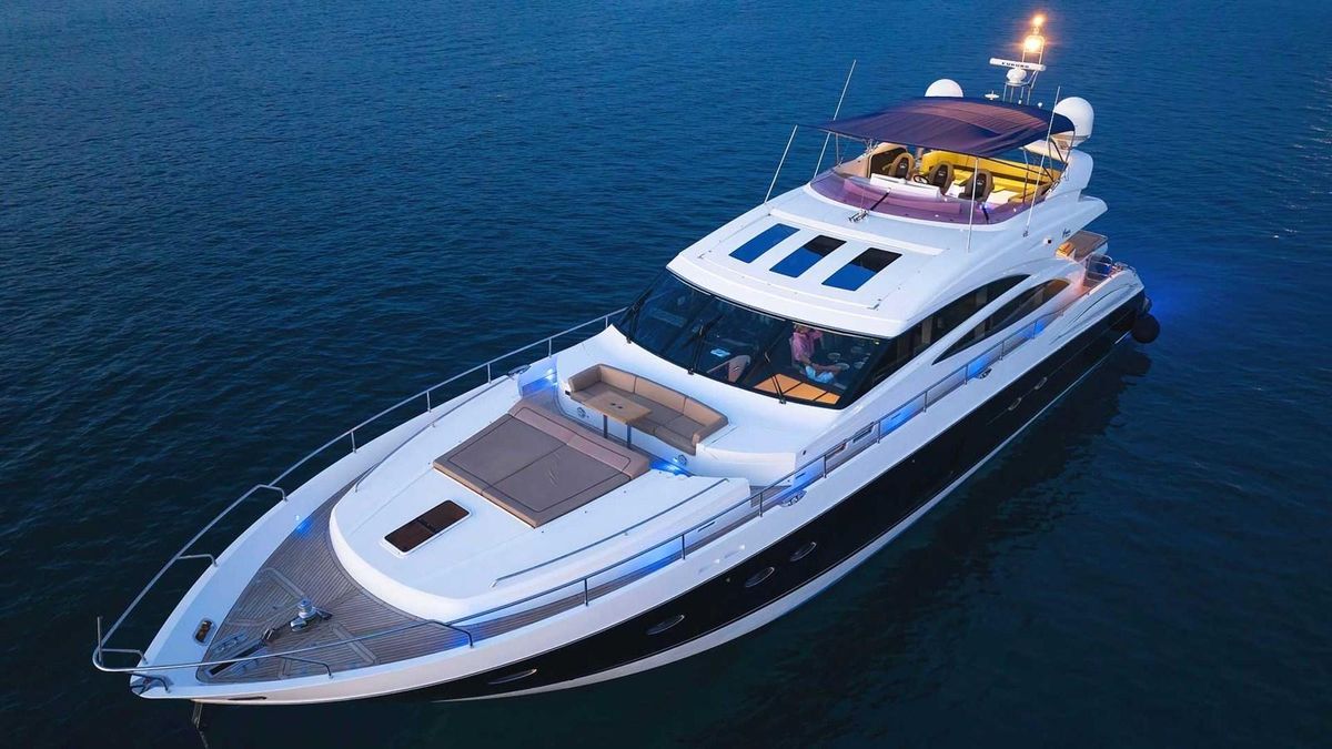 2011 Princess 84 