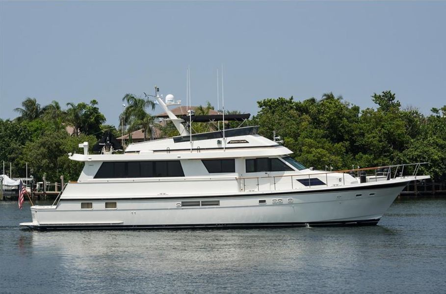 1989 Hatteras 70 Cockpit Motor Yacht