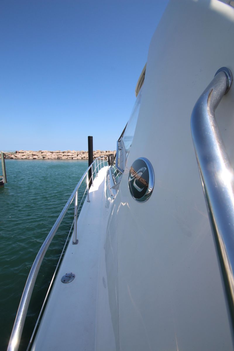 2003 Sea Ray 57 