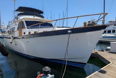 CHB 45 Pilothouse