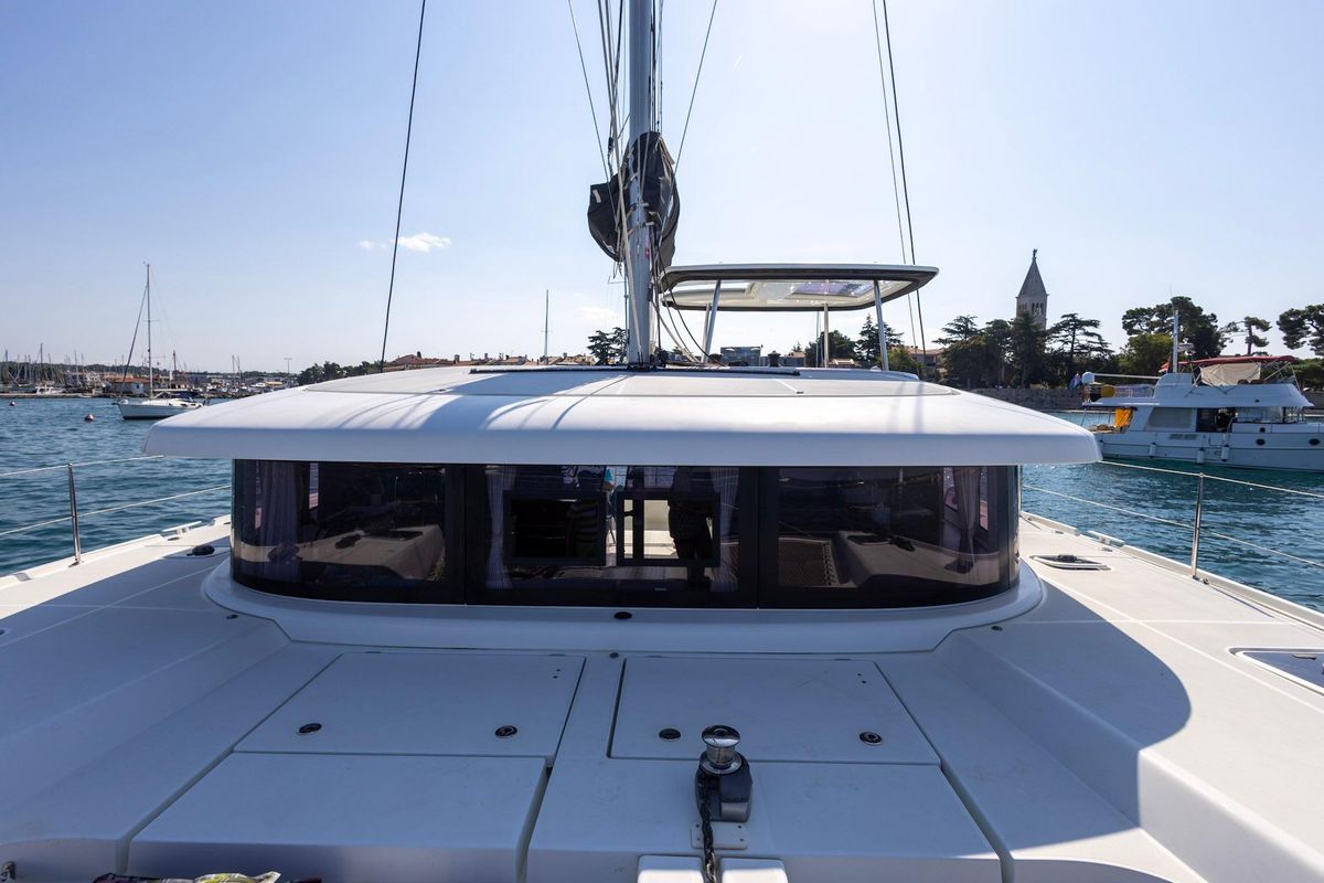 2019 Lagoon 42 