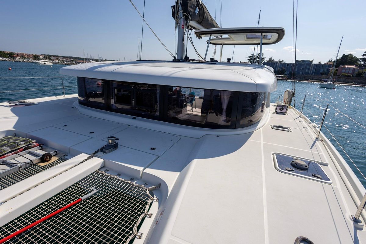 2019 Lagoon 42 