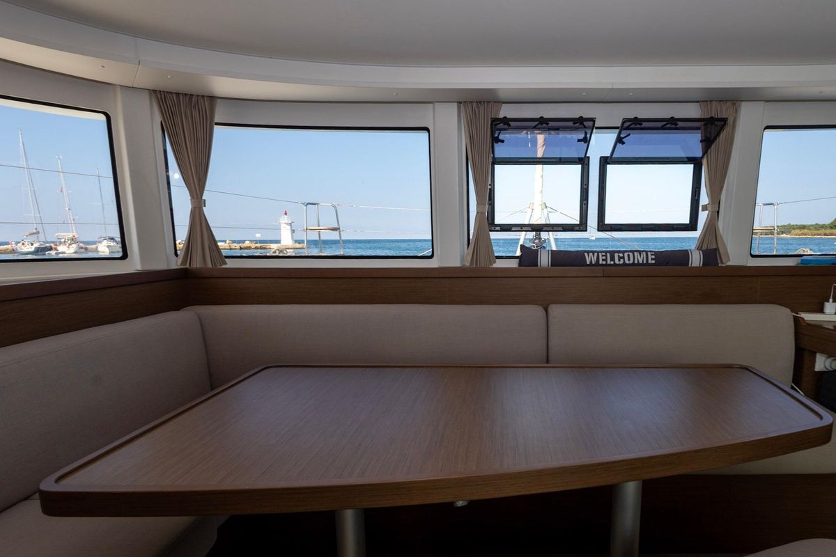 2019 Lagoon 42 
