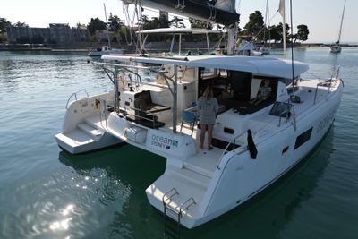 Yacht