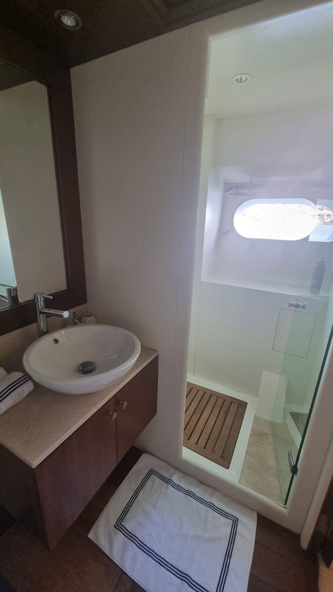 2000 Benetti 118 