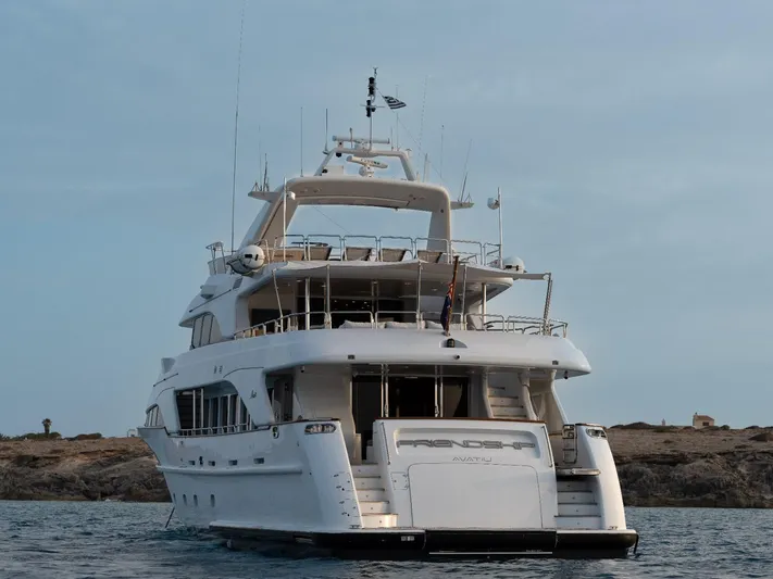 Frienship Yacht Photos Pics 