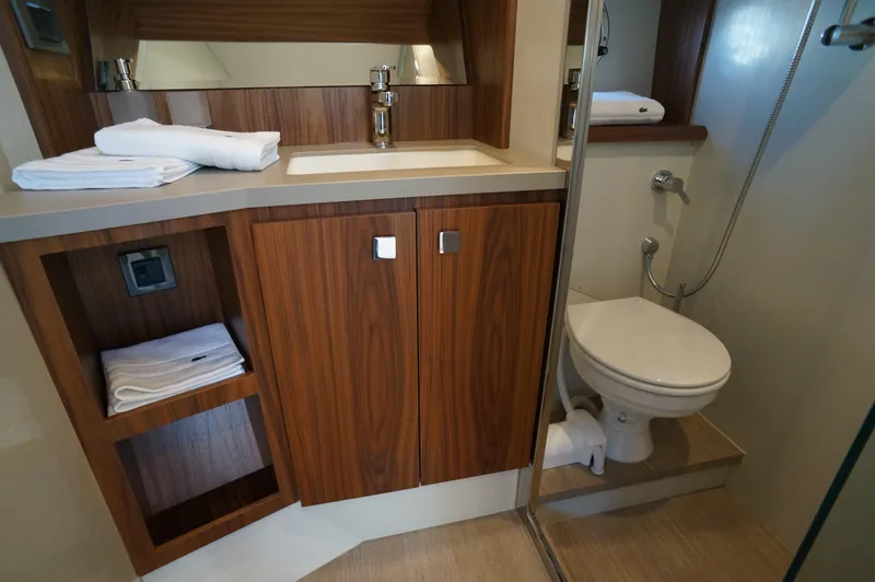 Amaretto Yacht Photos Pics 