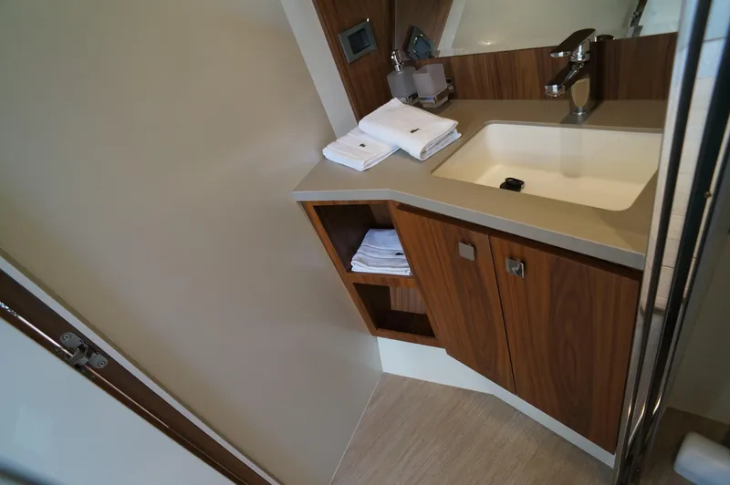 Amaretto Yacht Photos Pics 