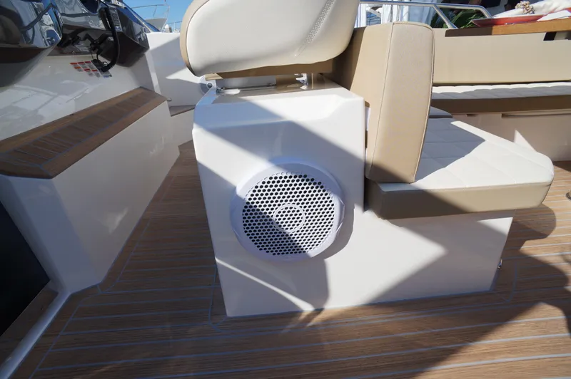 Amaretto Yacht Photos Pics 