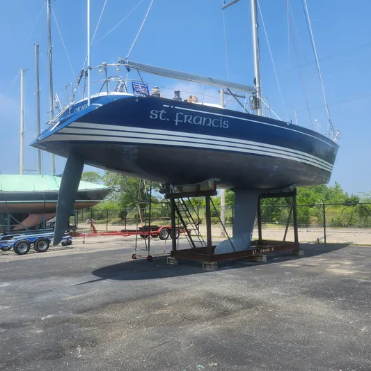 St. Francis Yacht Photos Pics 