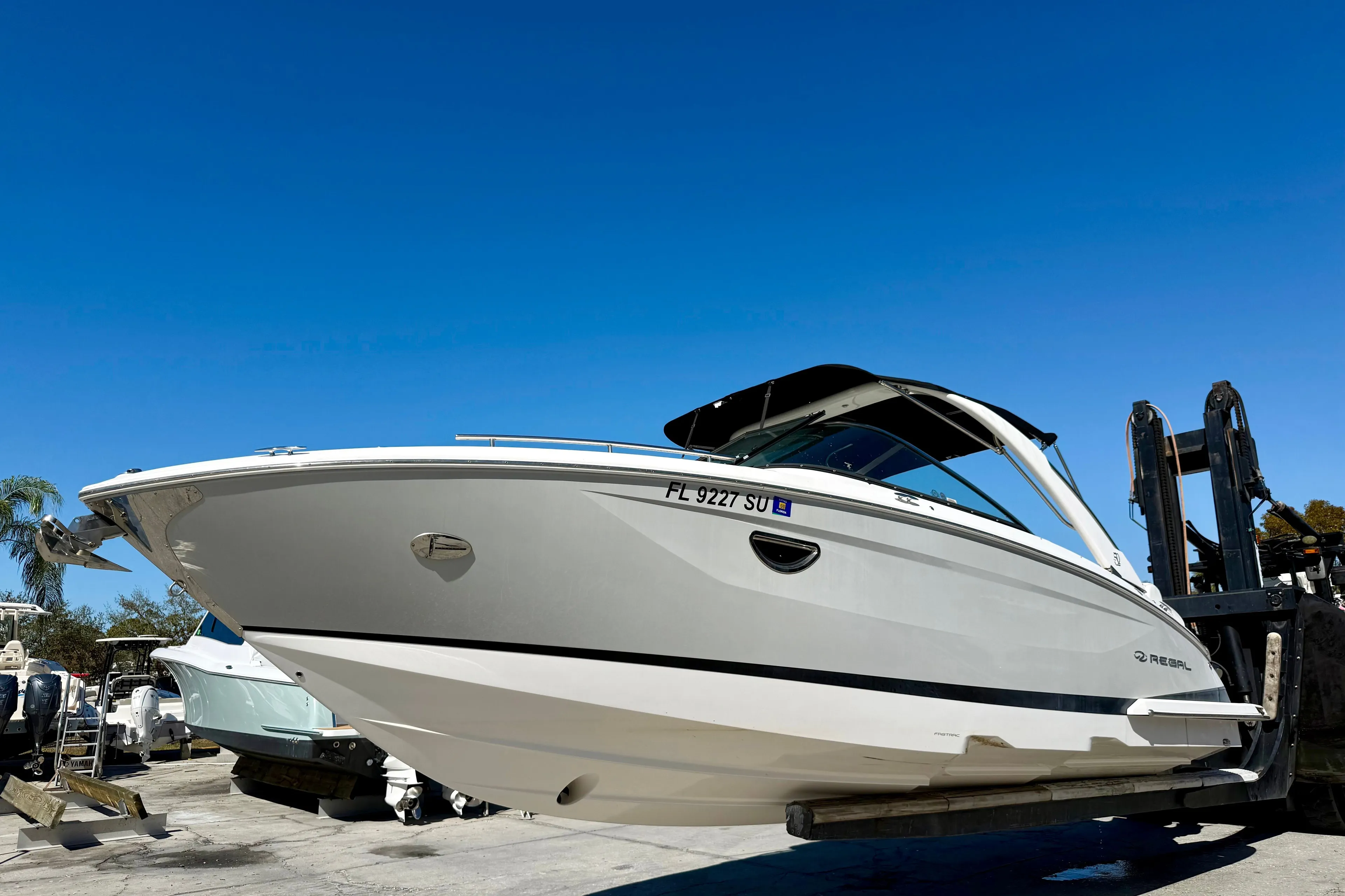 2021 REGAL 29 OBX - Image 4