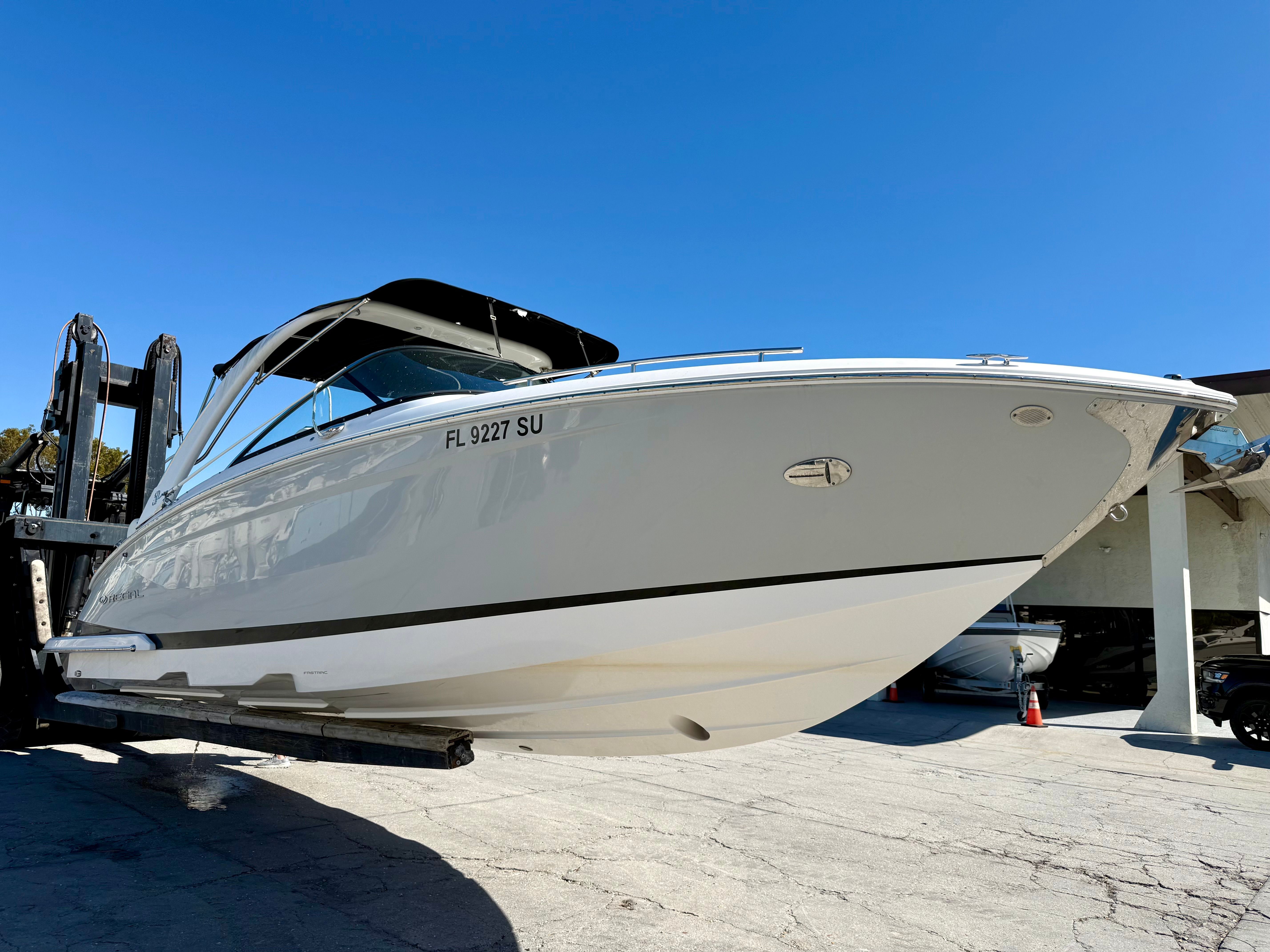 2021 REGAL 29 OBX - Image 6