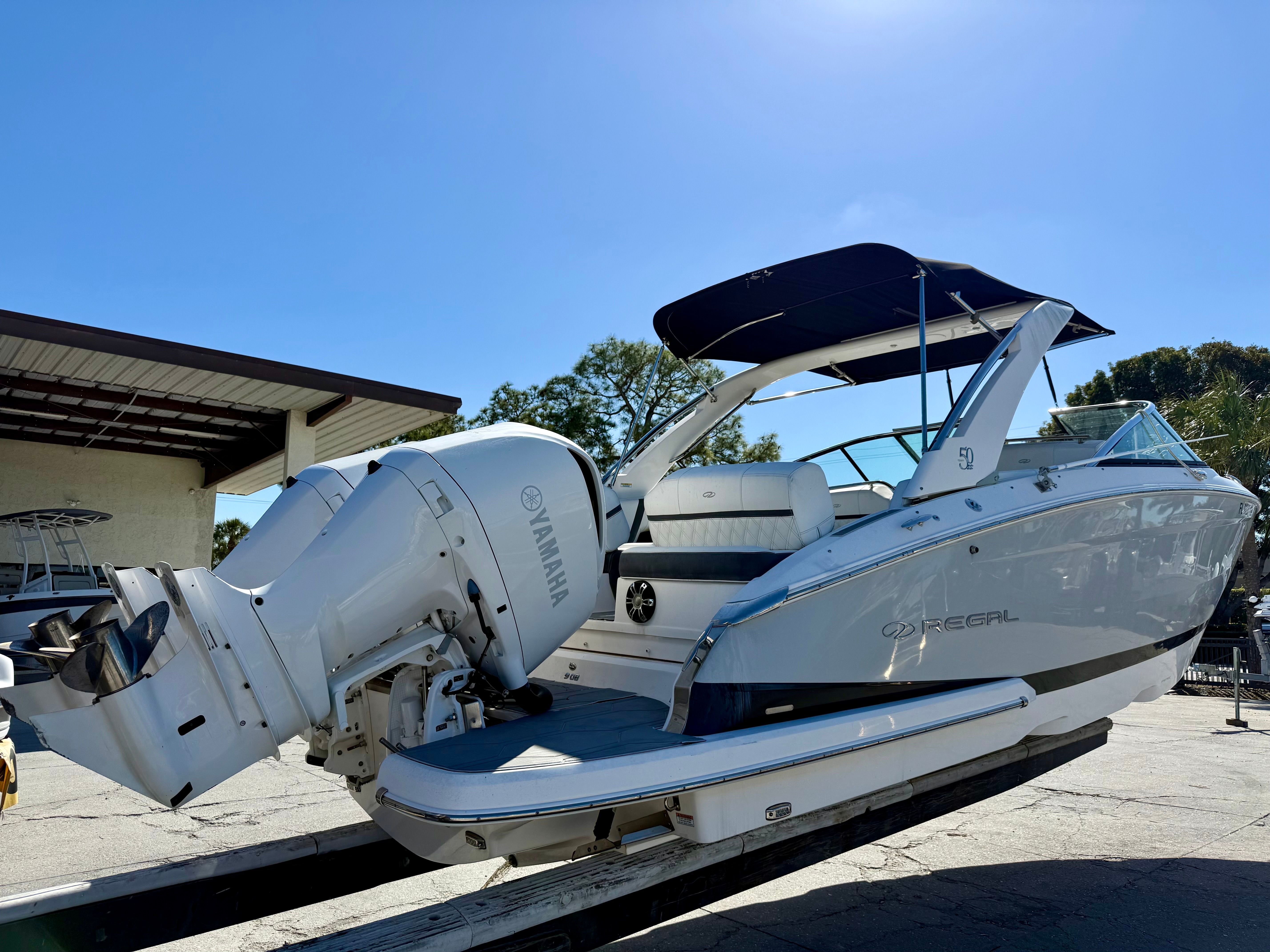 2021 REGAL 29 OBX - Image 8