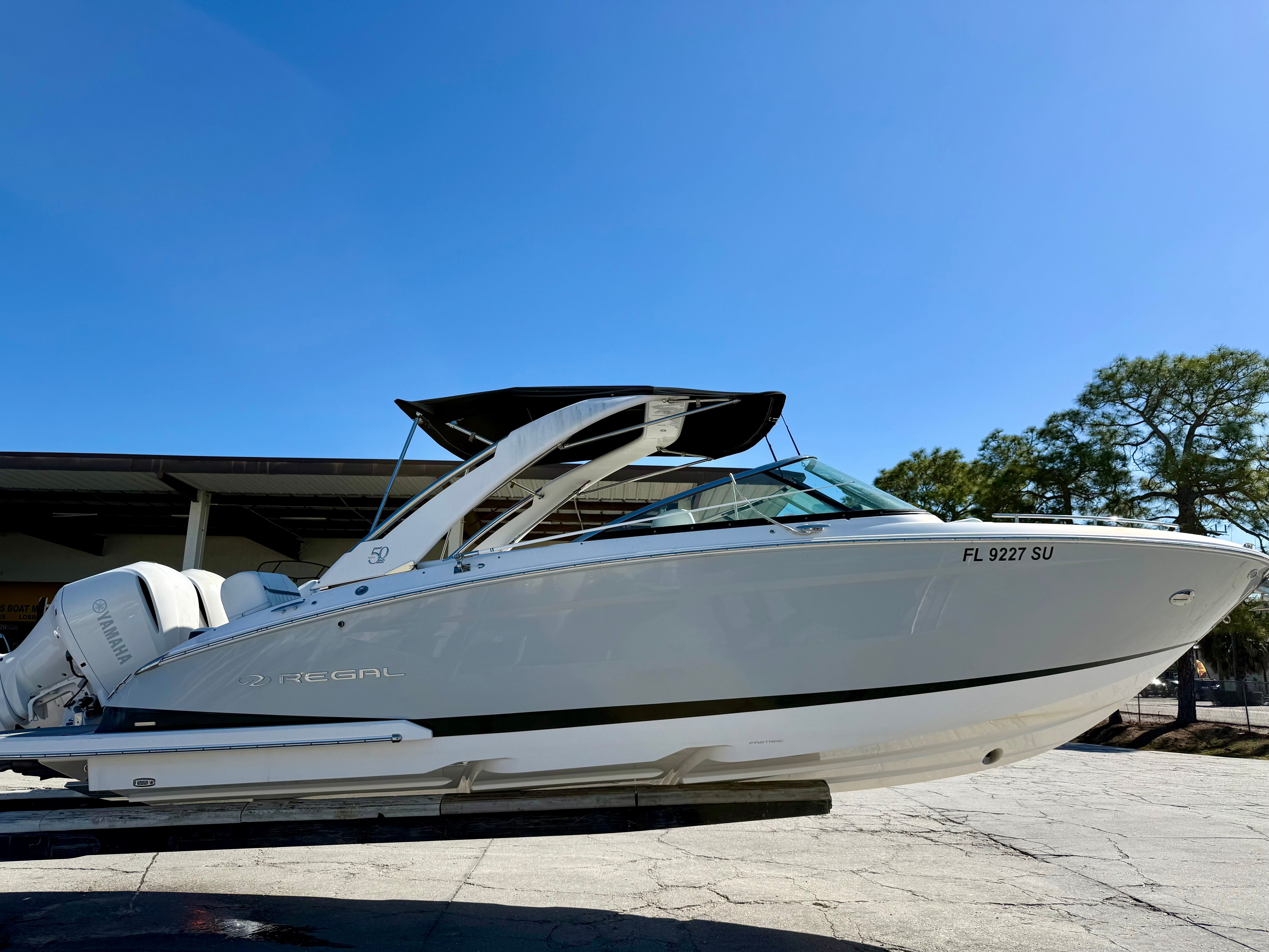 2021 REGAL 29 OBX - Image 7