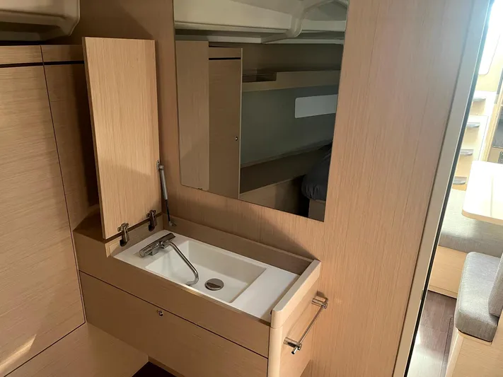 Madras Yacht Photos Pics 